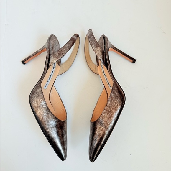 Manolo Blahnik Metallic Pale Gold/ Copper Carolyne Slingback 90mm heels EU 38.5 - Picture 3 of 9